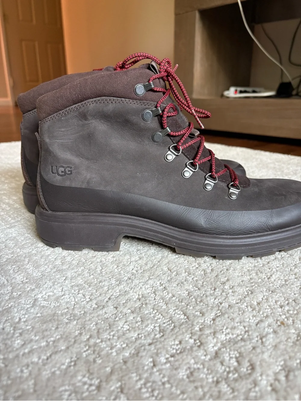 UGG Emmett Duck Boot Waterproof Leather Hiking Snow Boots Brown Size 10